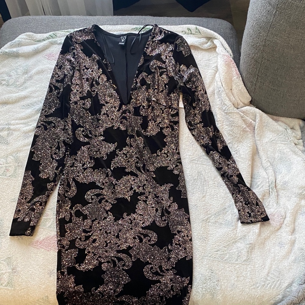 Windsor Black and Pink Long Sleeve Dress